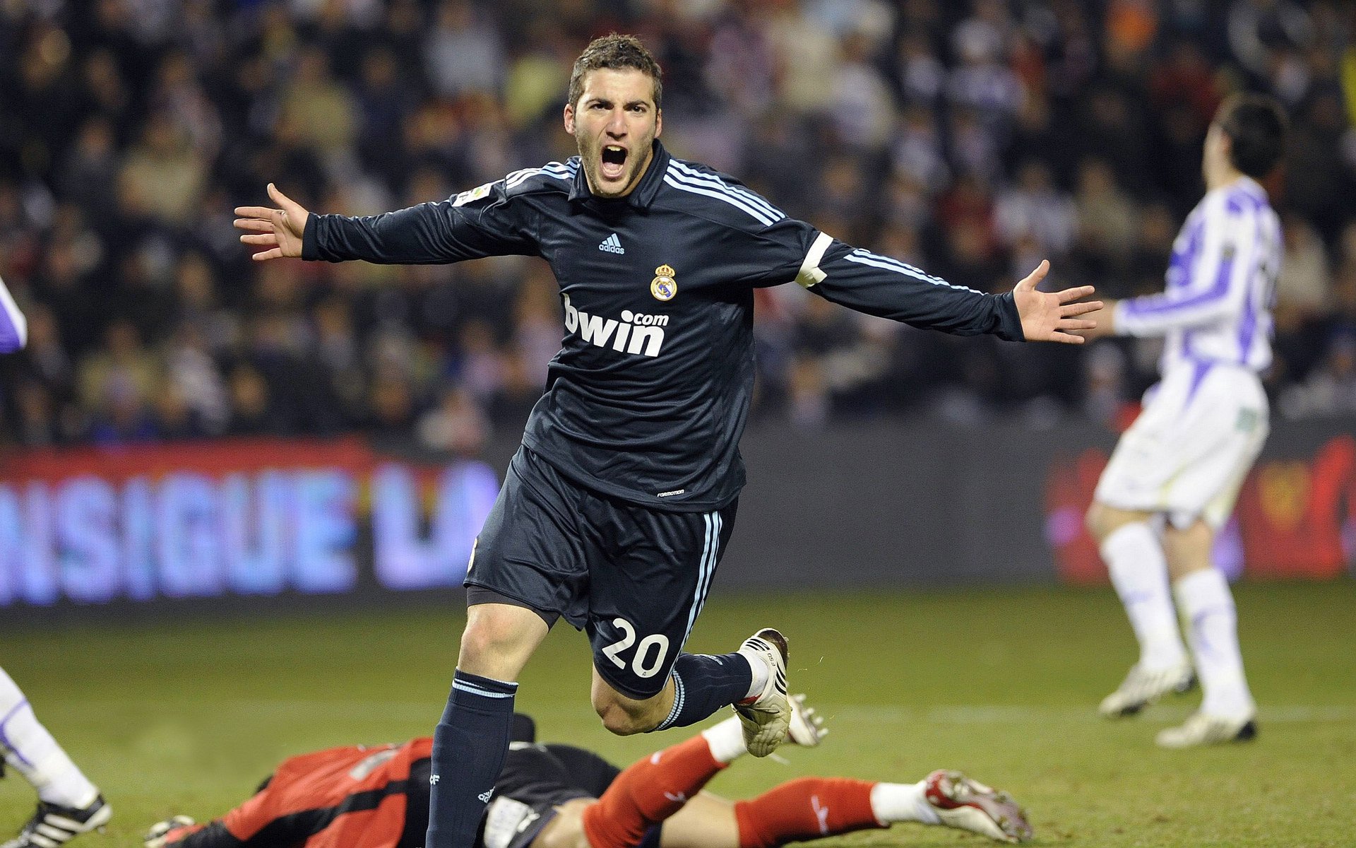 爱游戏体育在线-林丹讲述一次影响深远的失败经历，林丹最精彩的